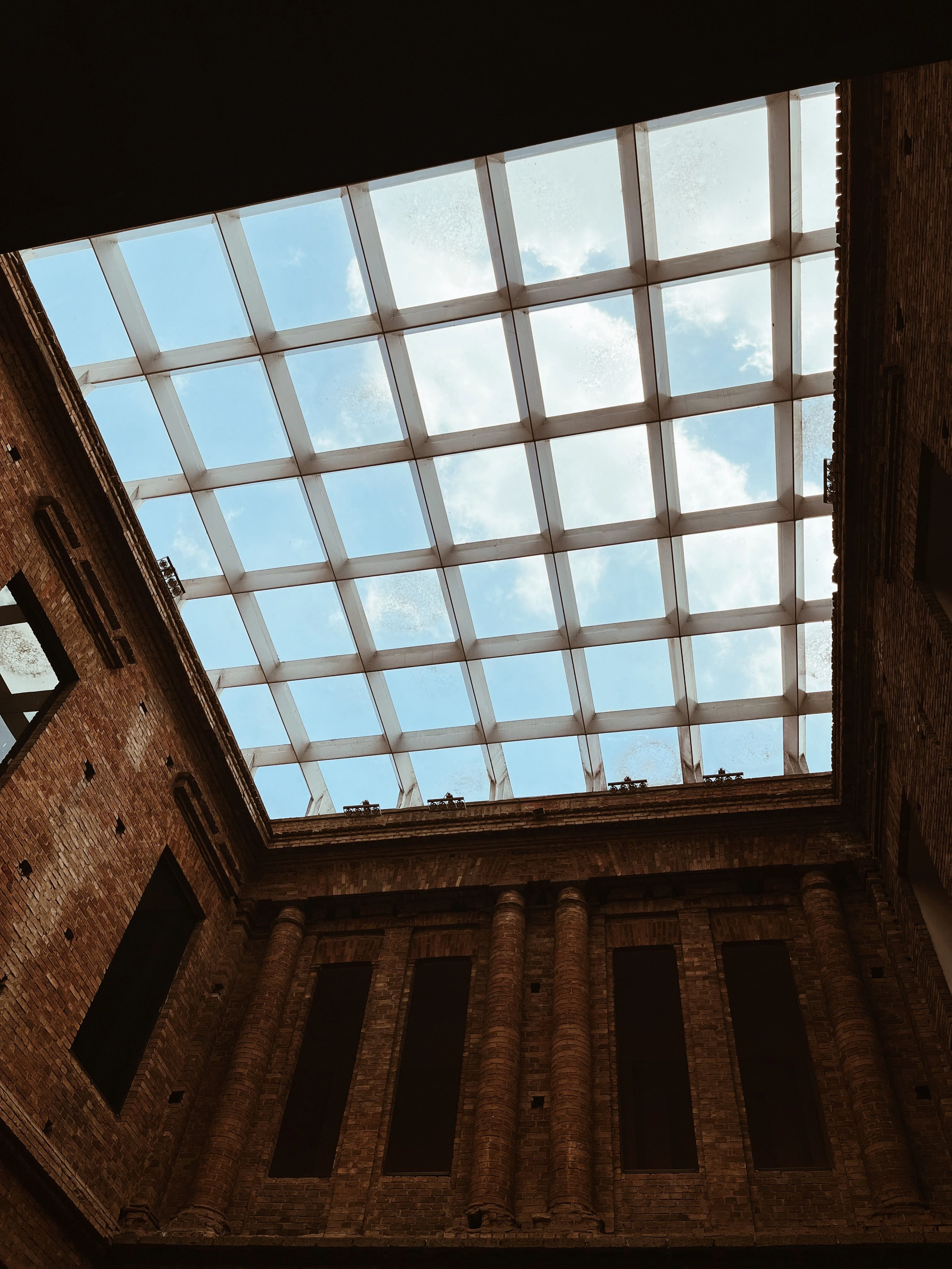 Light and brick, Pinacoteca